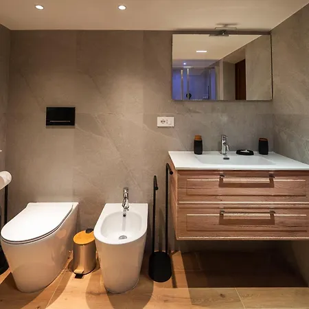 Dolf - Ombrosa Chalet *